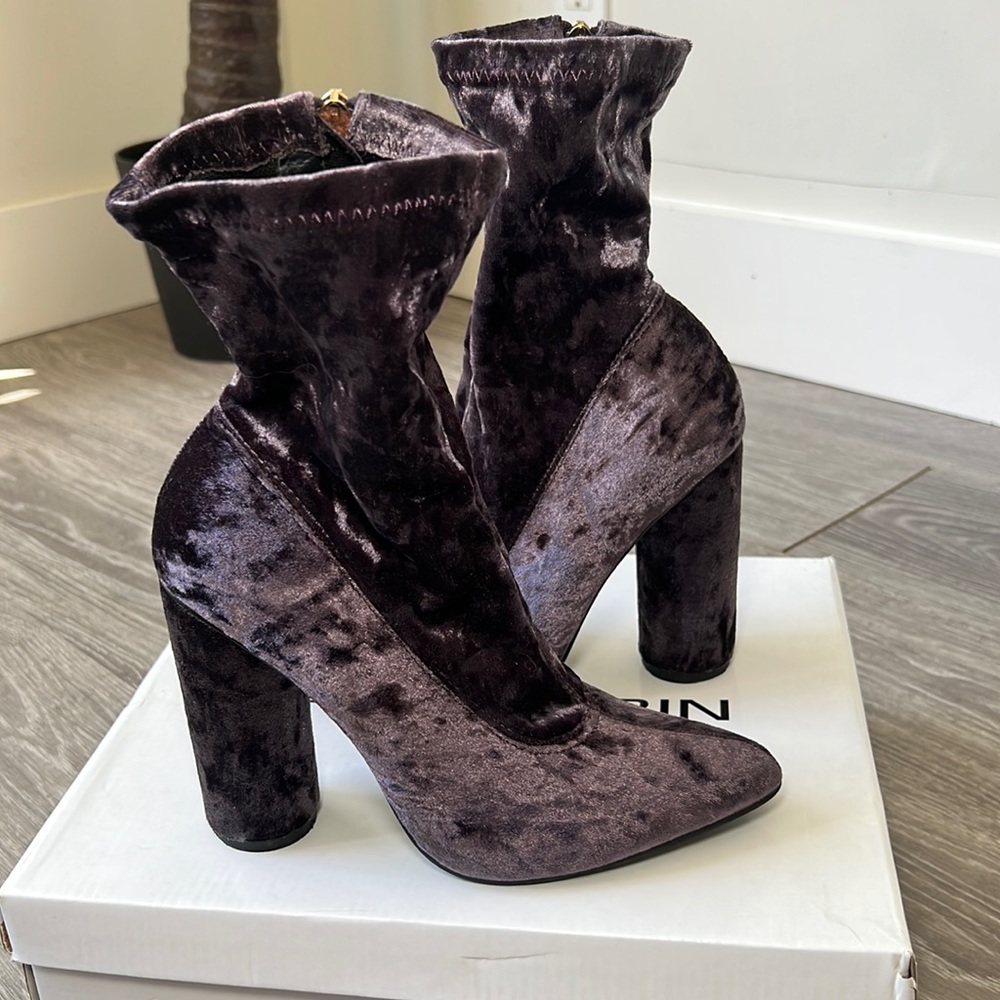 Purple Cape Robbin Suede boot